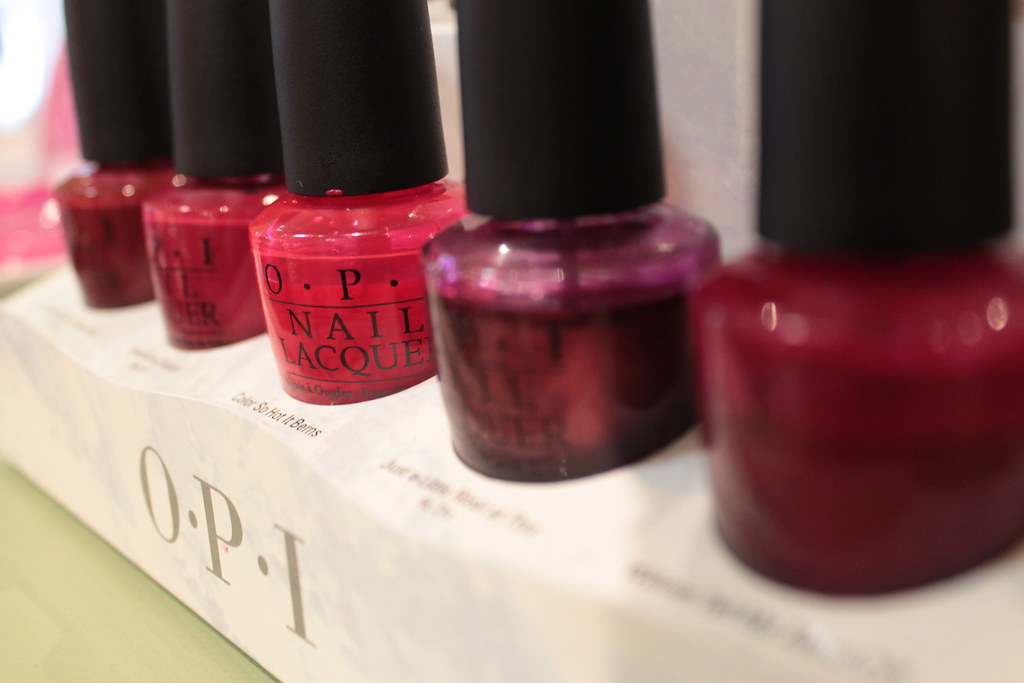 Illustrative beauty setting