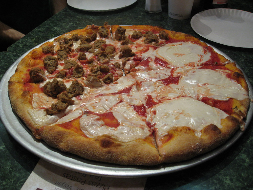 Brochure-style pizza demo cover image